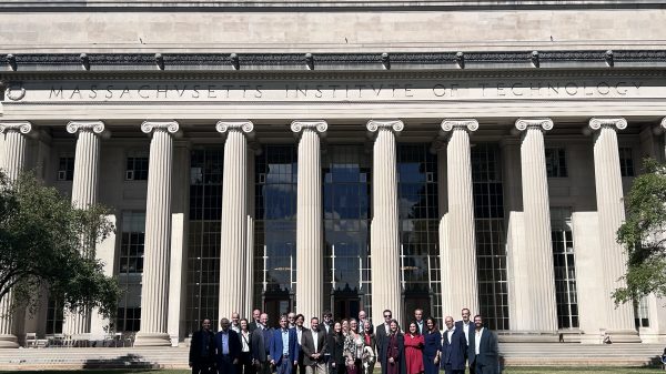 Comité Asesor Internacional del World Infrastructure Forum reunido en el MIT